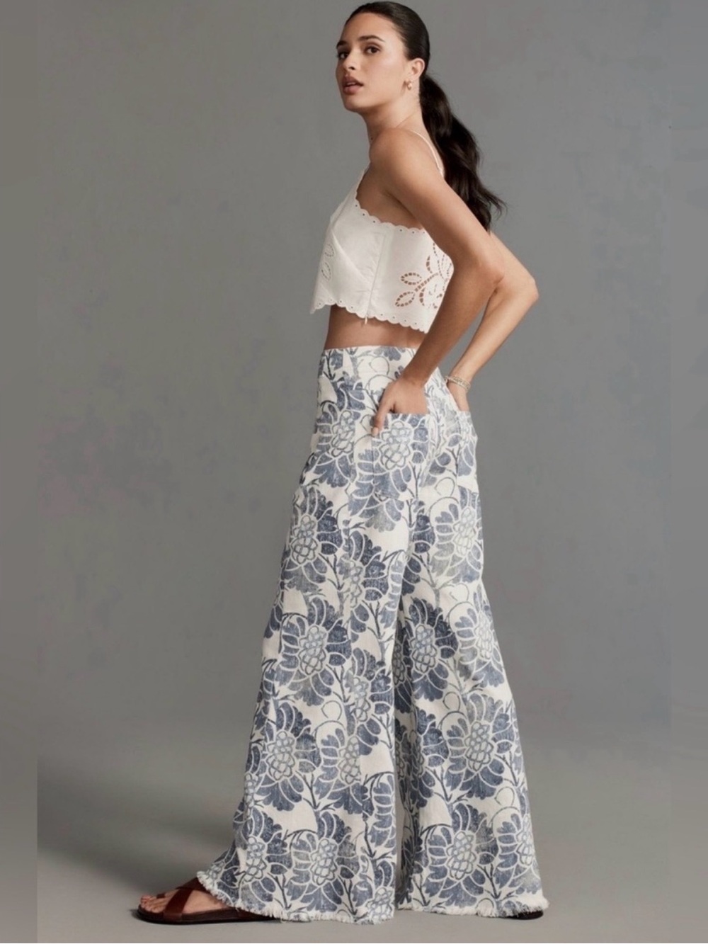 Pilcro Wide-Leg - Picture 2 of 10